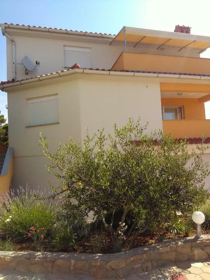Apartments Palit Rab Town Exterior photo
