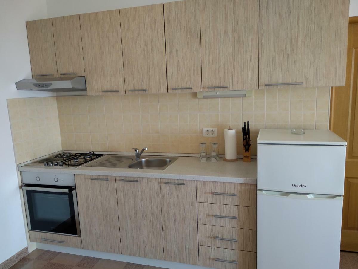 Apartments Palit Rab Town Exterior photo